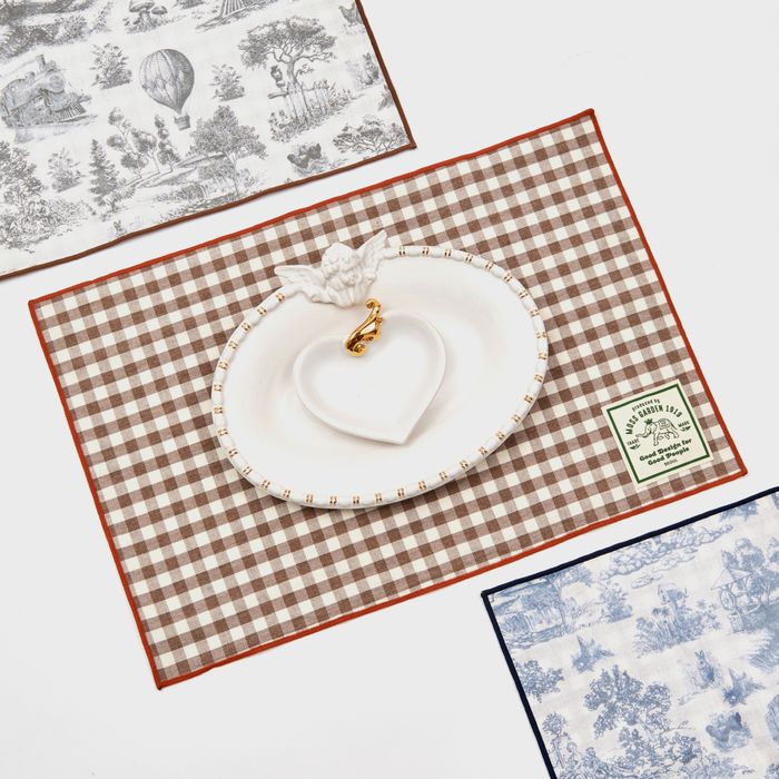 New Antoinette Garden Coated Double-Sided Table Mat (3 Colors)
