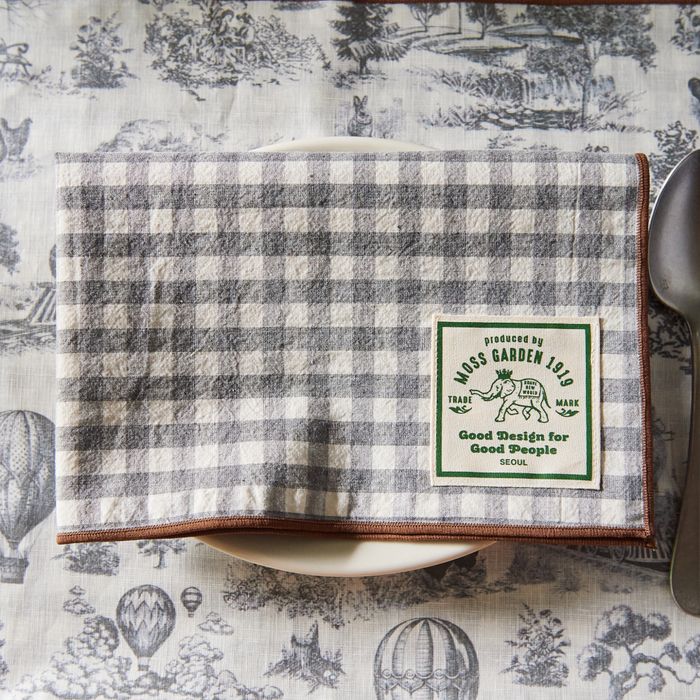 New Antoinette Garden Coated Double-Sided Table Mat (3 Colors)