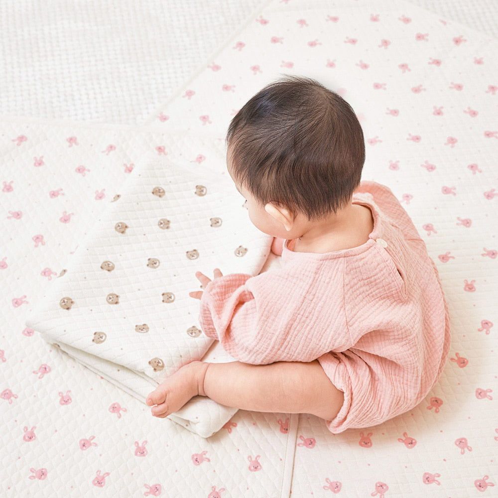 La vikit Premium Waterproof Baby Mat 100x130